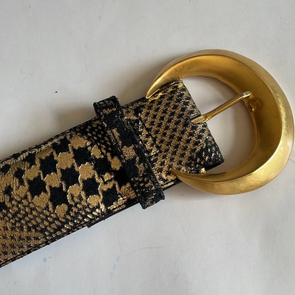 vintage 80’s leather gold tone buckle belt
